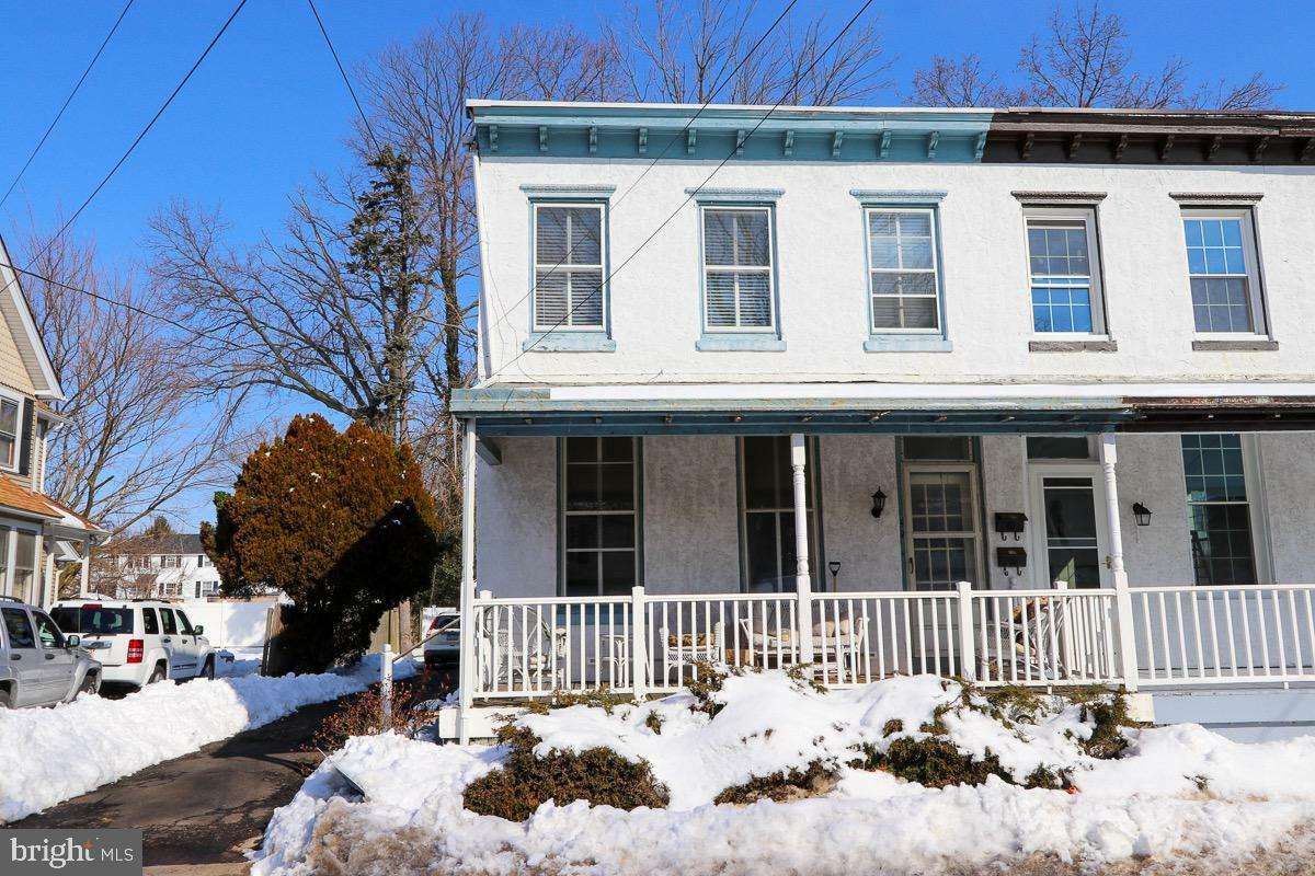 Property Photo:  59 E Montgomery Avenue  PA 19040 