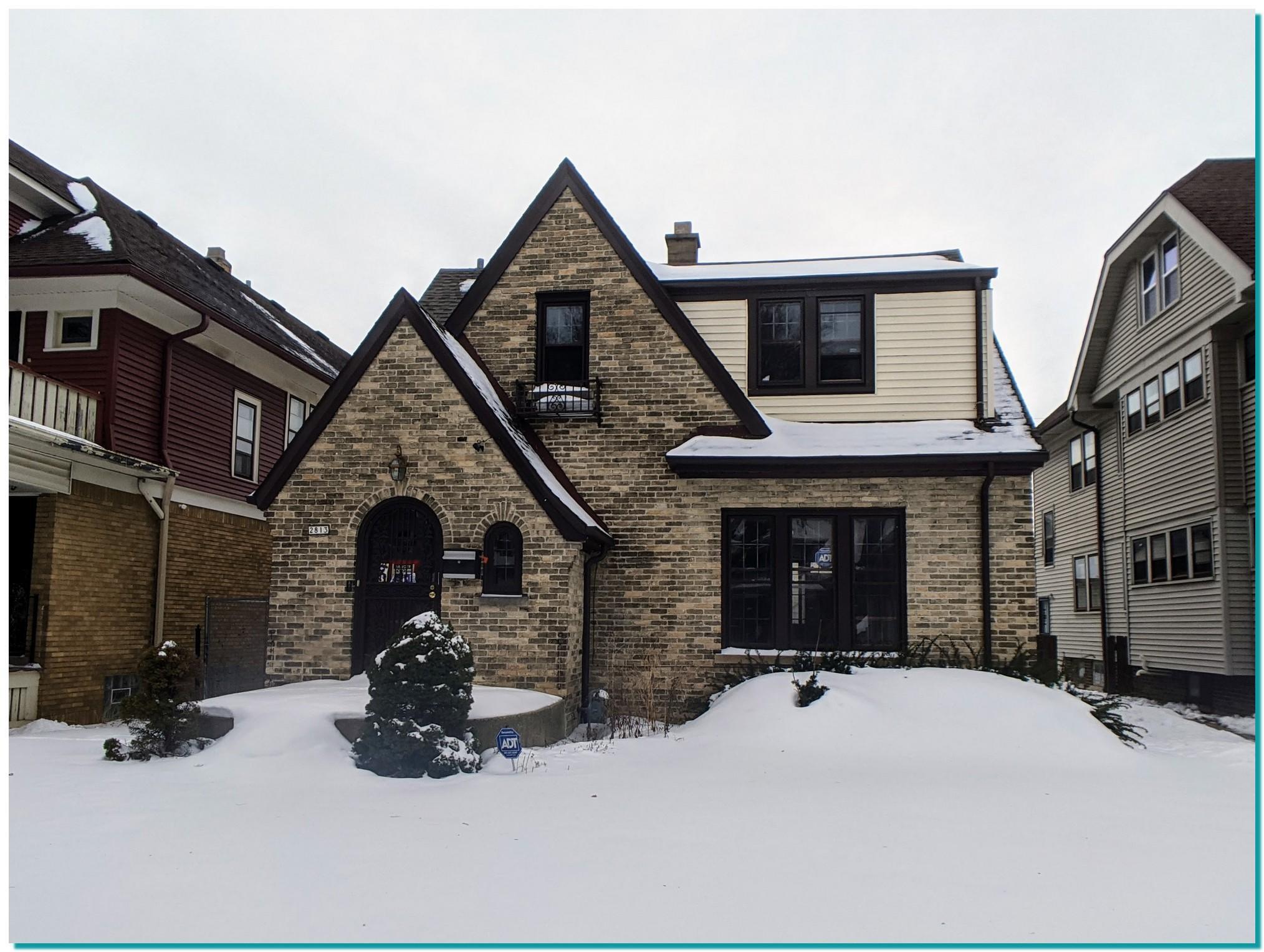 Property Photo:  2813 N 50th St  WI 53210 