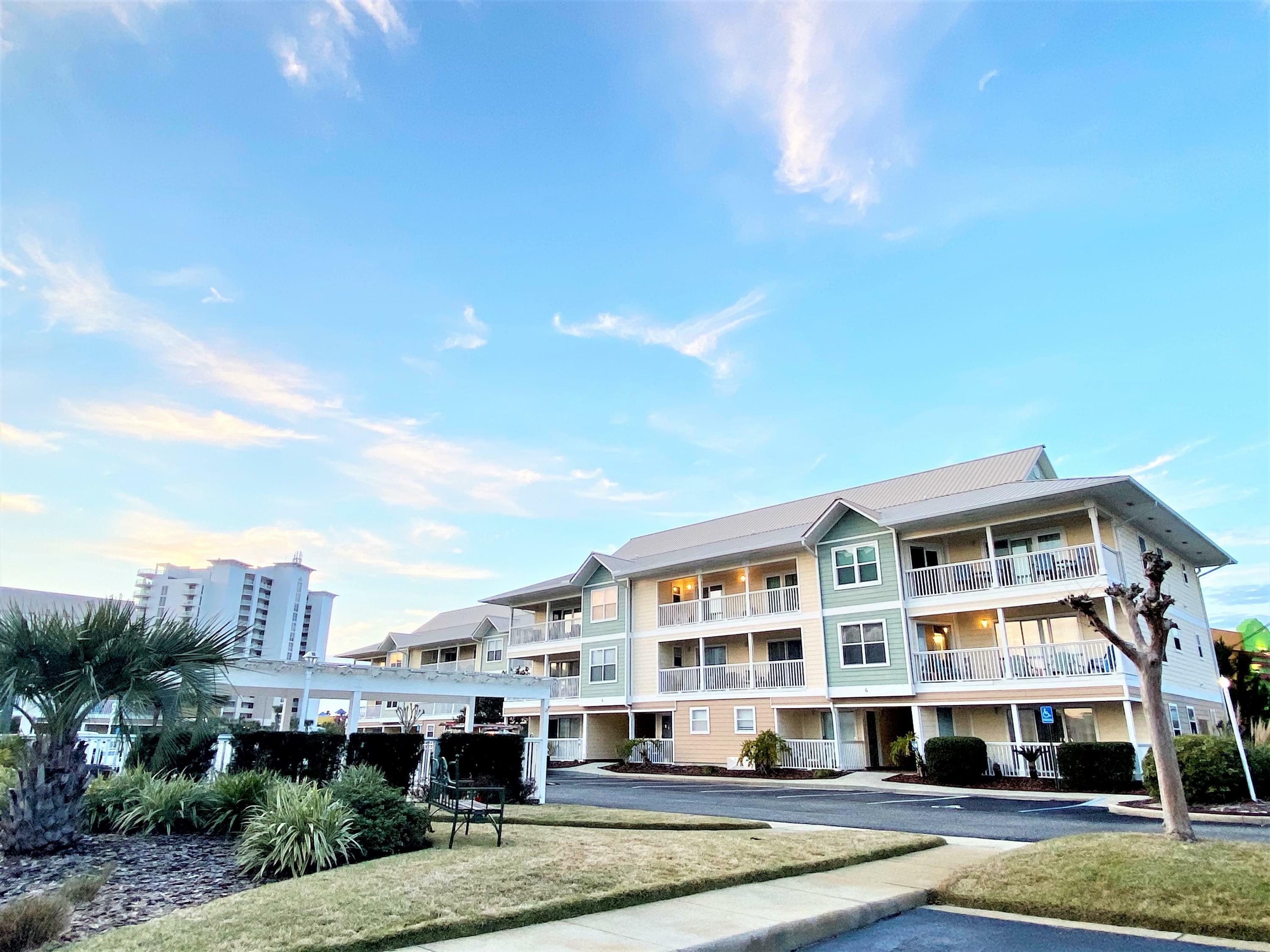 Property Photo: 1006 E Highway 98 432 FL 32541