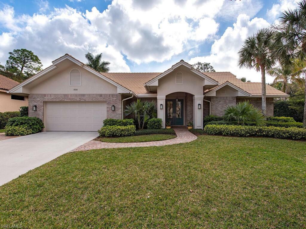 Property Photo:  1818 Medea Ct  FL 34109 