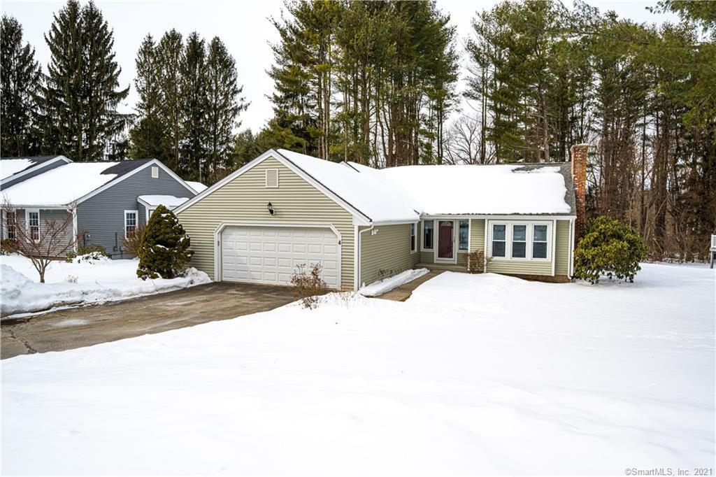 Property Photo:  4 Tunxis Place  CT 06410 