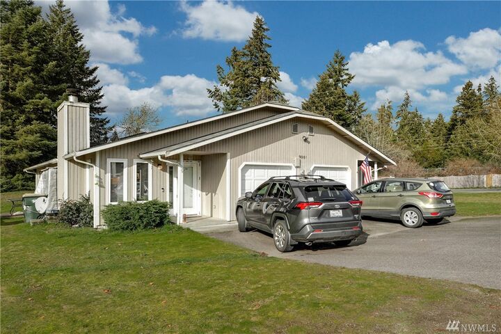 9001 Steilacoom Rd SE A &Amp B  Olympia WA 98513 photo