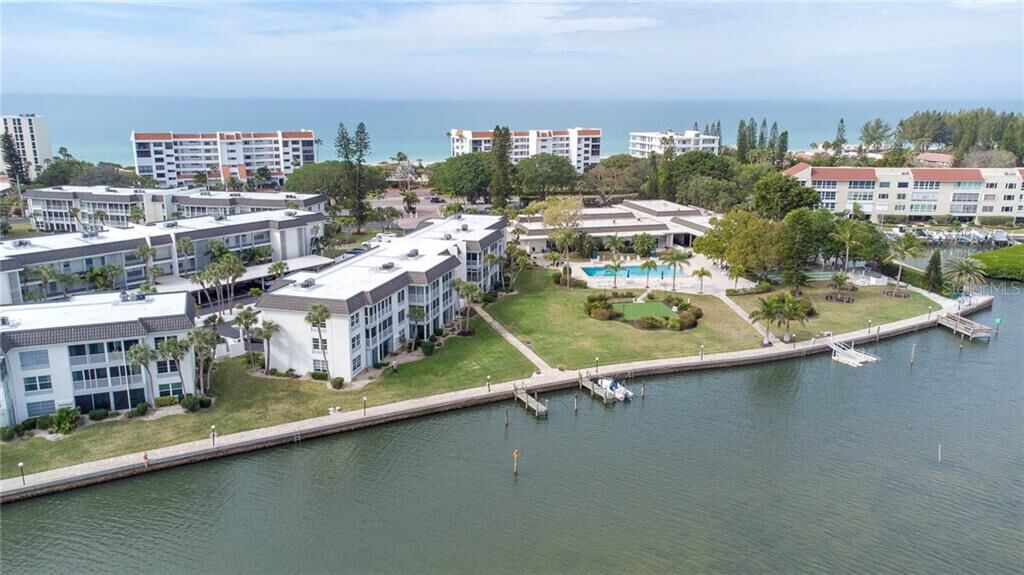 Property Photo:  4380 Exeter Drive 106  FL 34228 