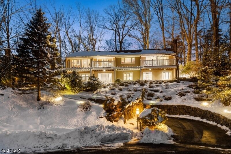 Property Photo:  1448 Forest Ct  NJ 07092 