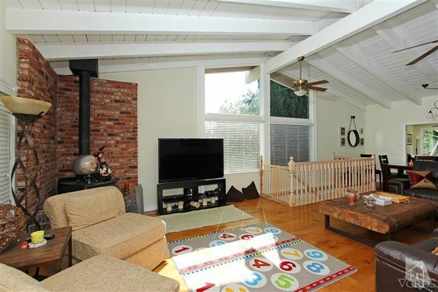 Property Photo:  5725 Colodny Drive  CA 91301 