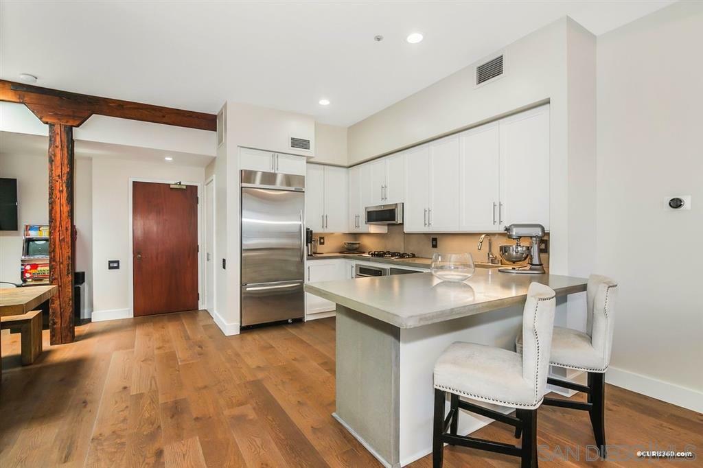 Property Photo:  500 W Harbor Dr 1705  CA 92101 