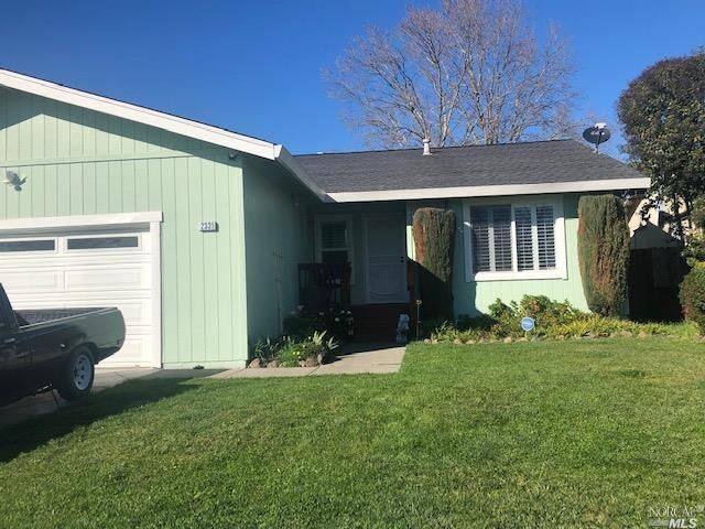 Property Photo:  2331 Gardner Avenue  CA 95407 