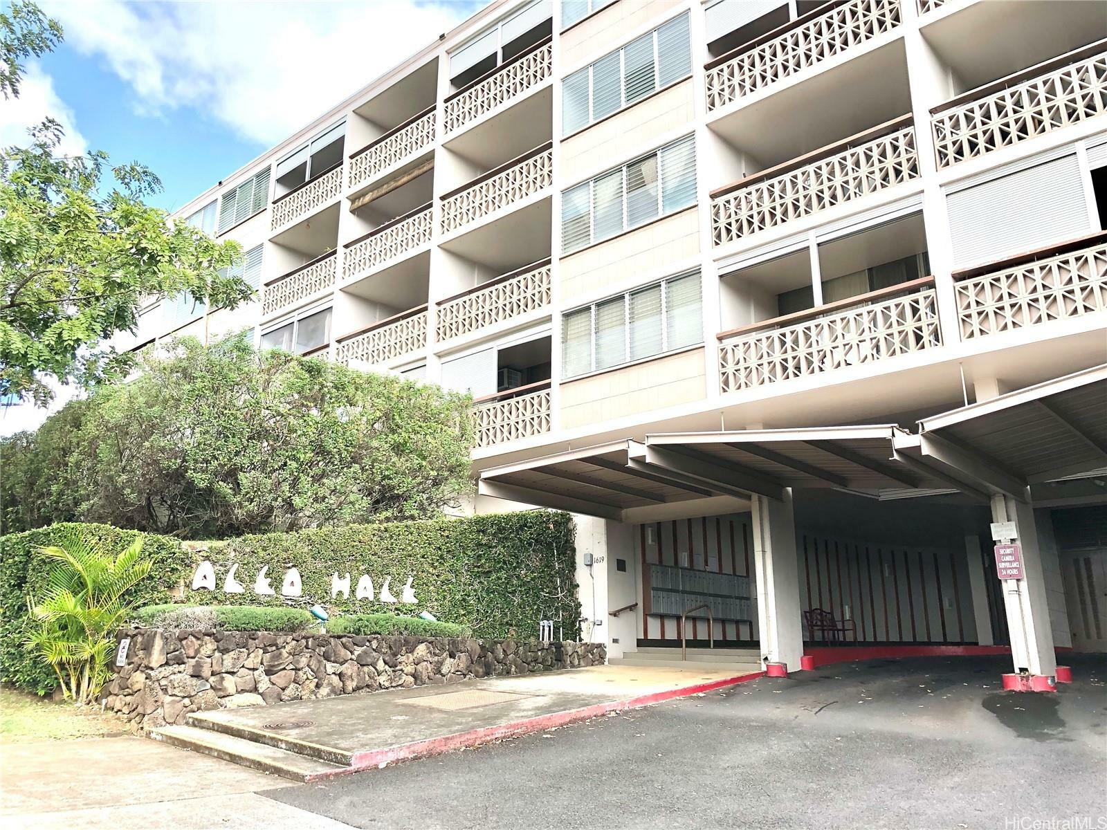 1619 Kamamalu Avenue 301  Honolulu HI 96813 photo