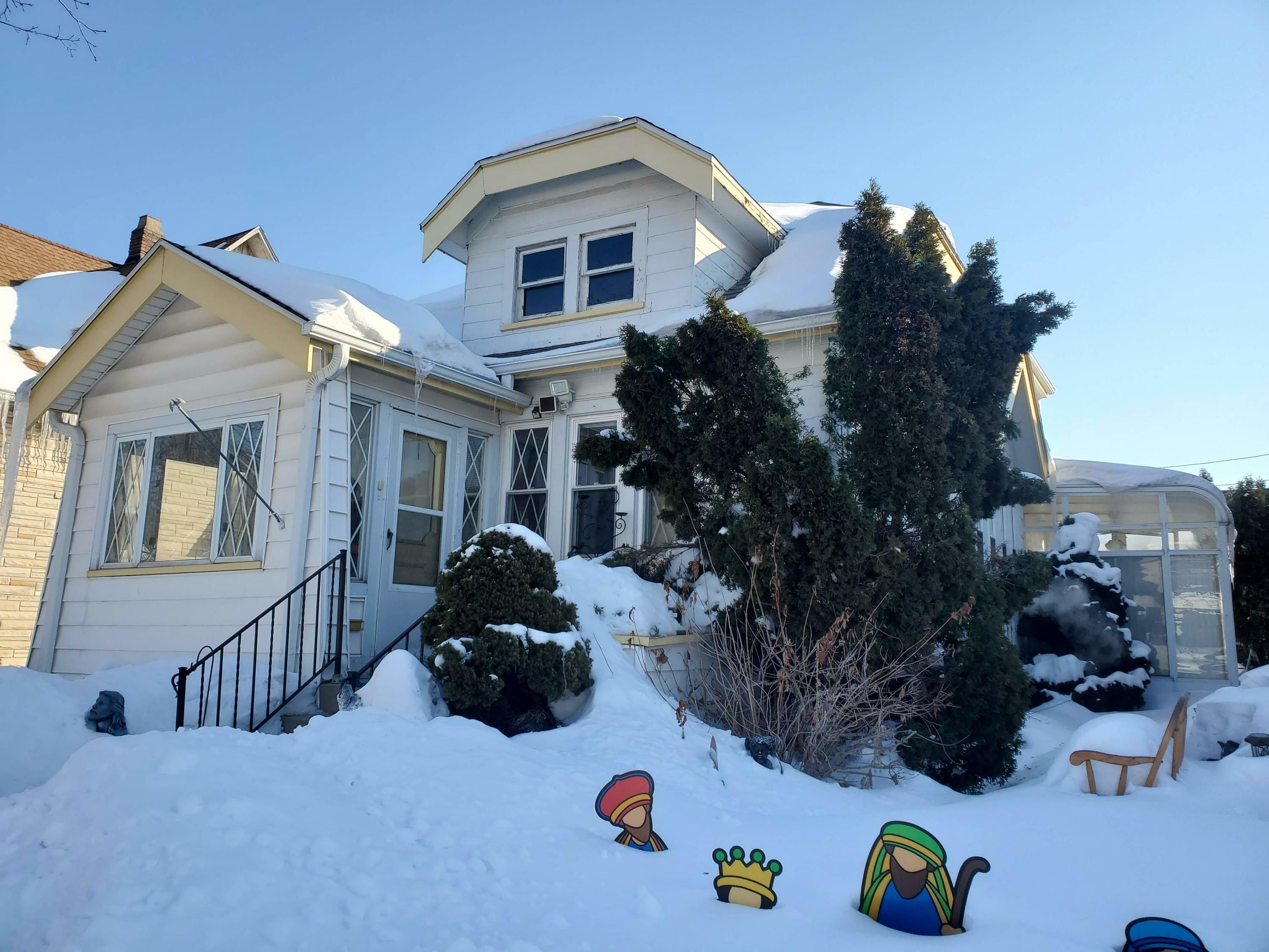 Property Photo:  1314 S 49th St  WI 53214 