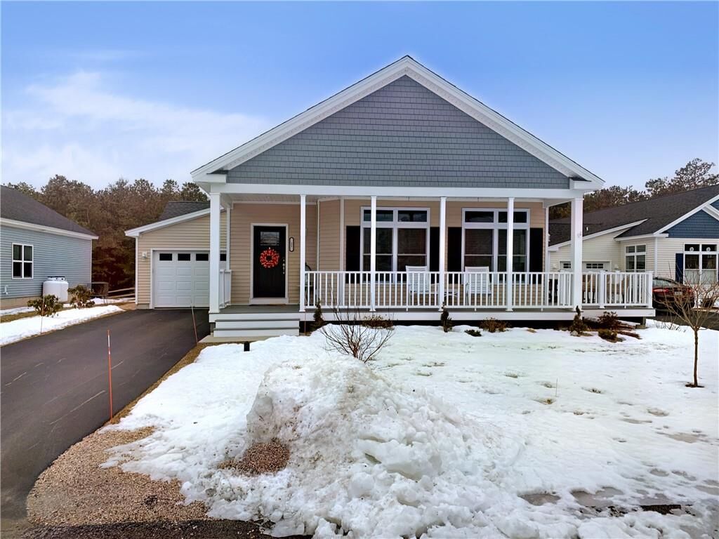 Property Photo:  21 Chickadee Lane  RI 02879 