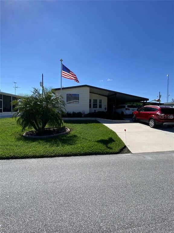 Property Photo:  8605 Breeze Hill Drive  FL 33898 