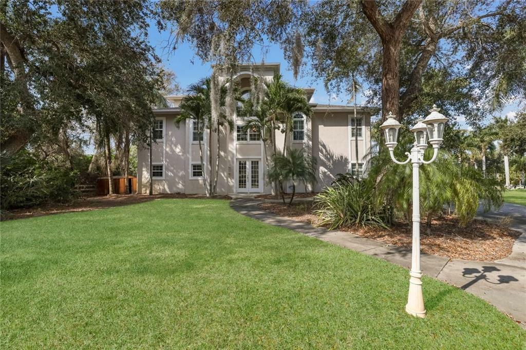 Property Photo:  302 79th Street NW  FL 34209 