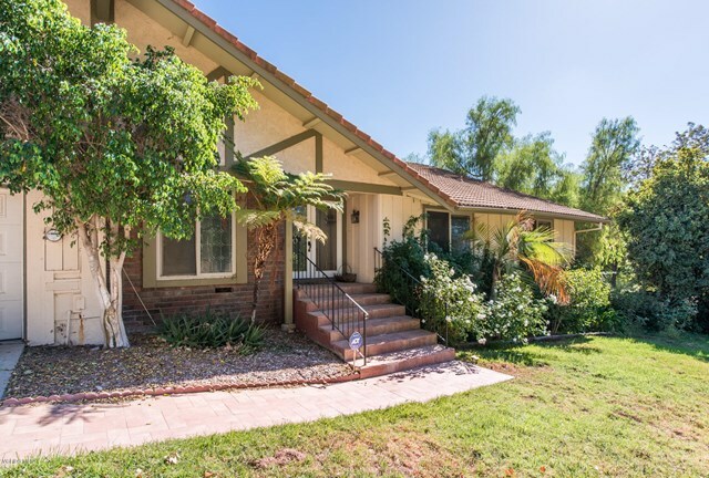 Property Photo:  1366 Rambling Road  CA 93065 