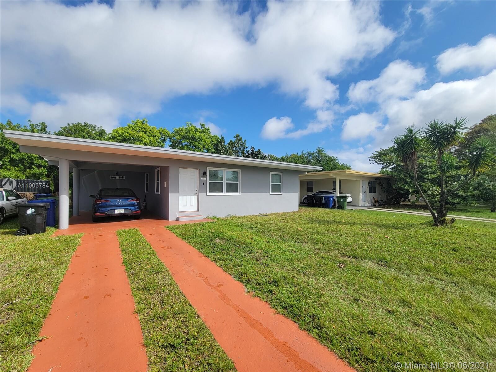 Property Photo:  1417 NW 3rd St  FL 33311 