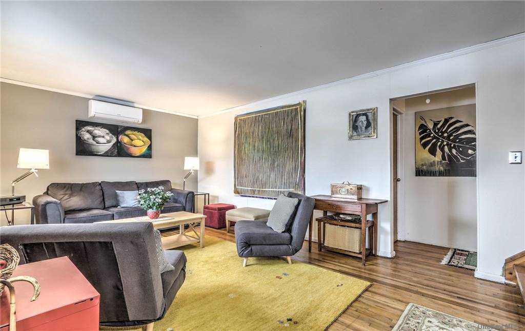 Property Photo: 1442 Joyce Lane NY 11783