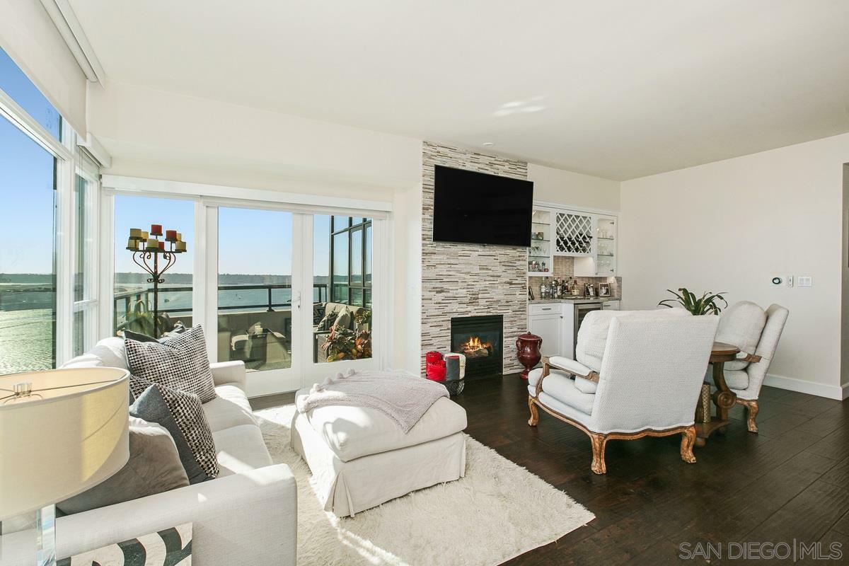 Property Photo:  1199 Pacific Hwy 3802  CA 92101 