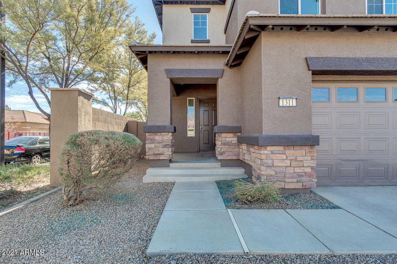 Property Photo:  1311 E Marcella Lane  AZ 85295 