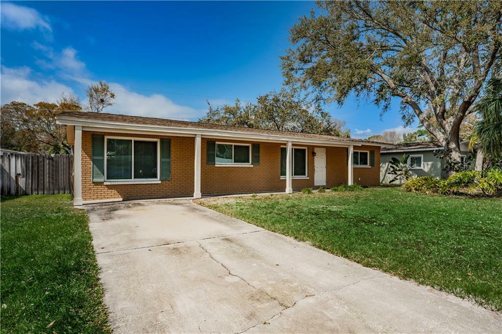 Property Photo:  4523 S Shamrock Road  FL 33611 