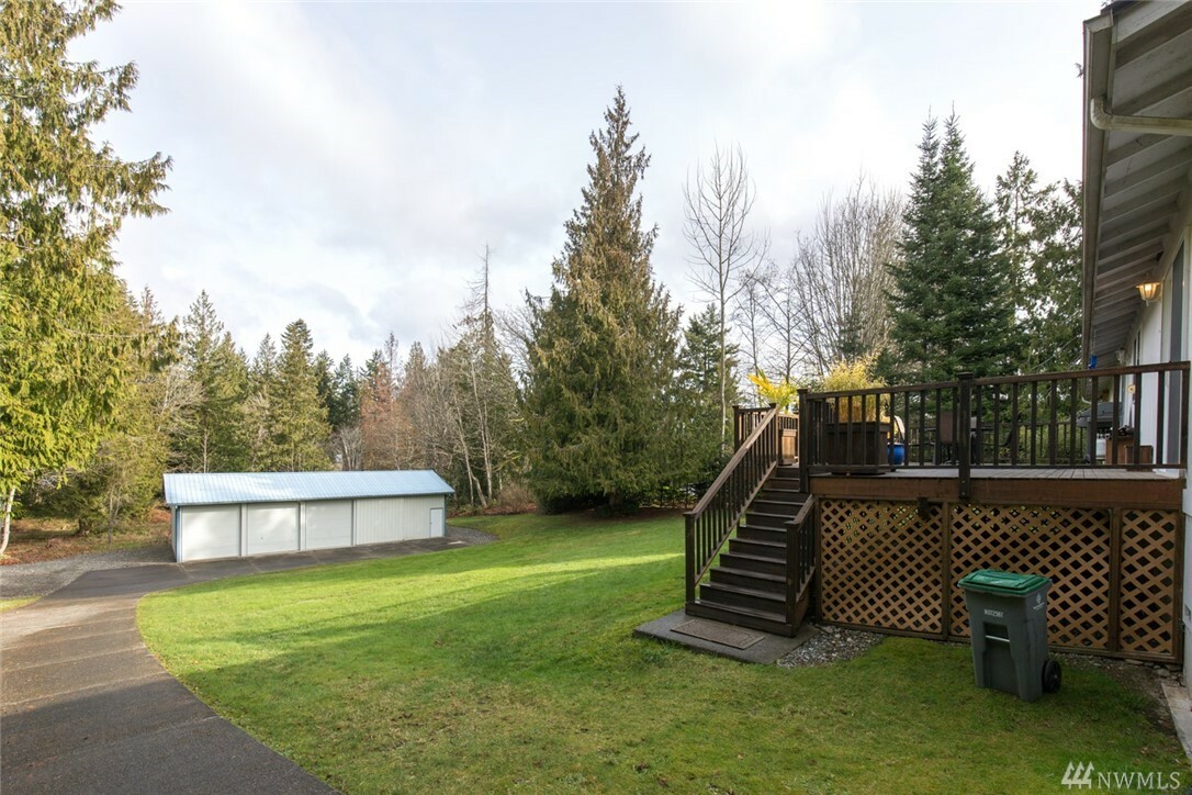 Property Photo:  32 Shade Tree Lane  WA 98362 