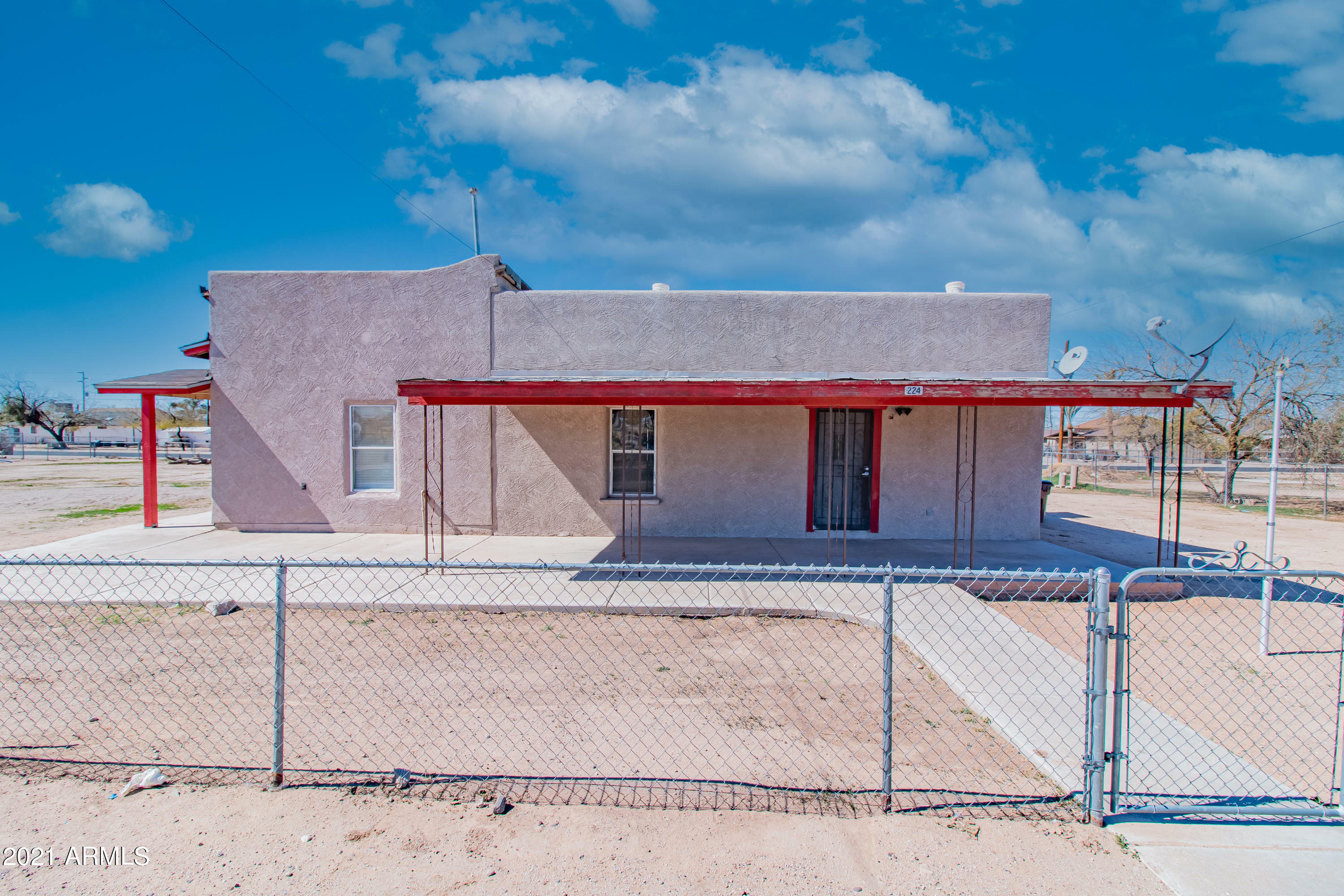 Property Photo:  224 N Phoenix Street  AZ 85132 