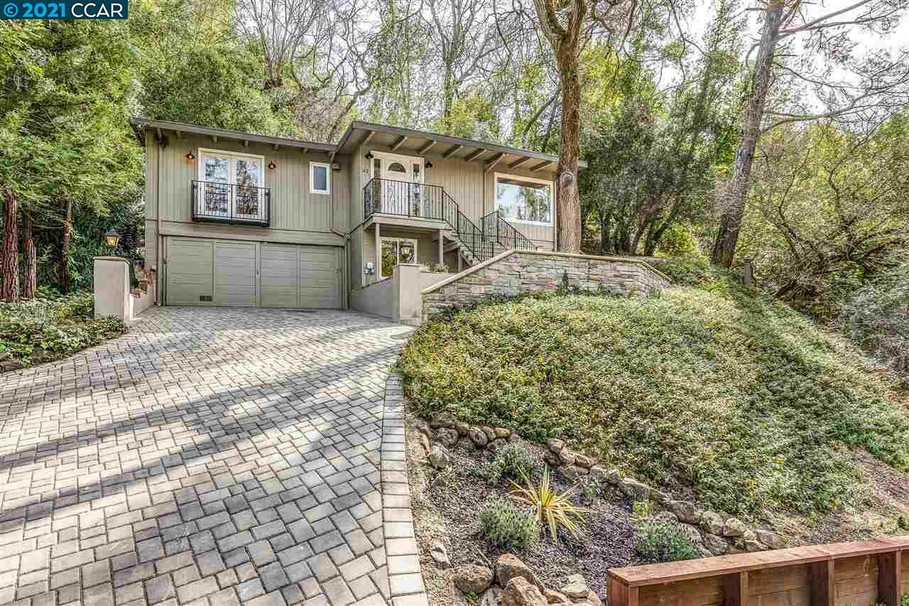 Property Photo:  42 Camino Lenada  CA 94563-1843 