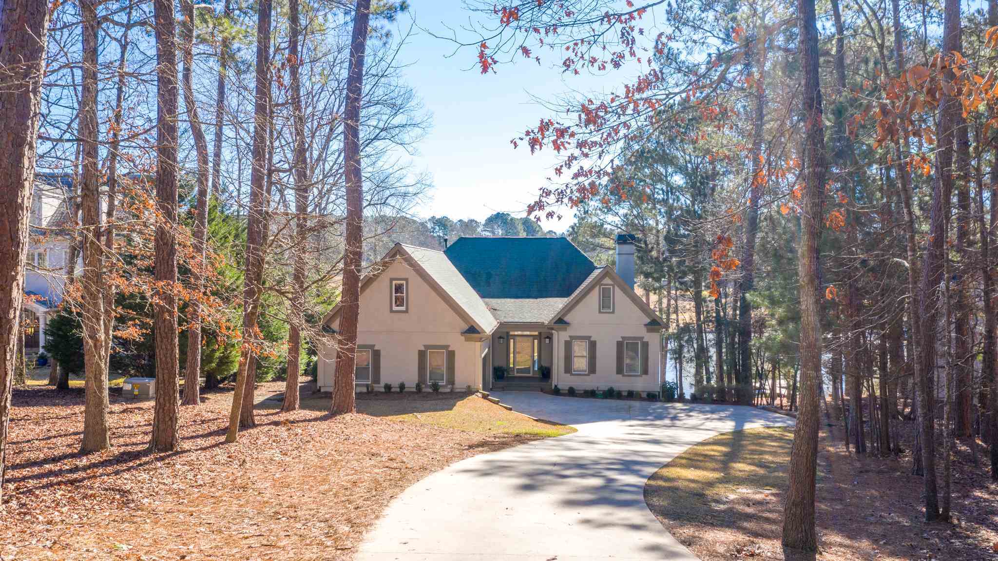 Property Photo:  1140 Club Cove Drive  GA 30642 