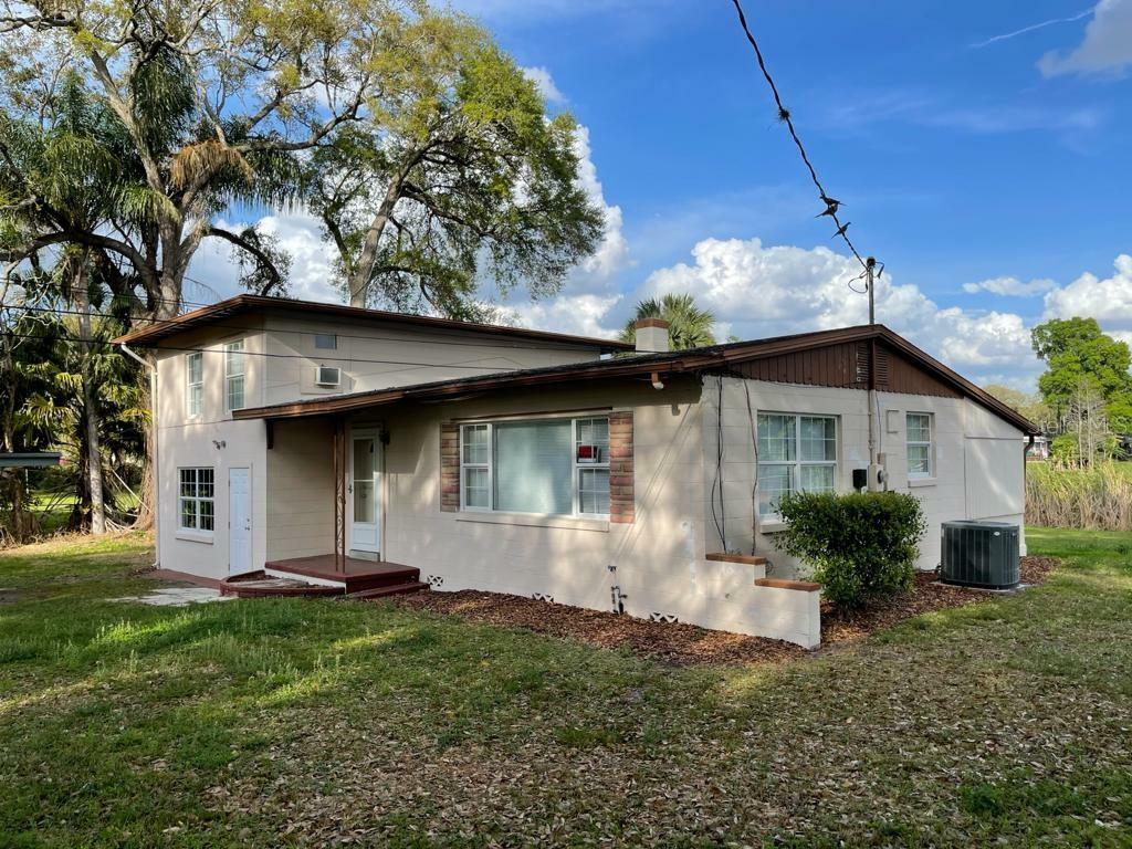 Property Photo:  2289 Dickson Avenue  FL 32806 