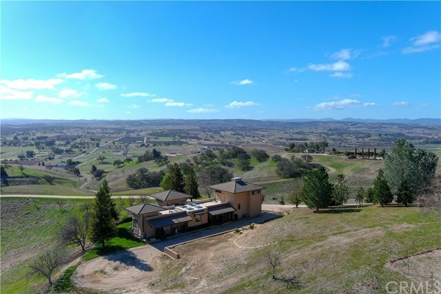 Property Photo:  2550 Summer Ranch Road  CA 93446 