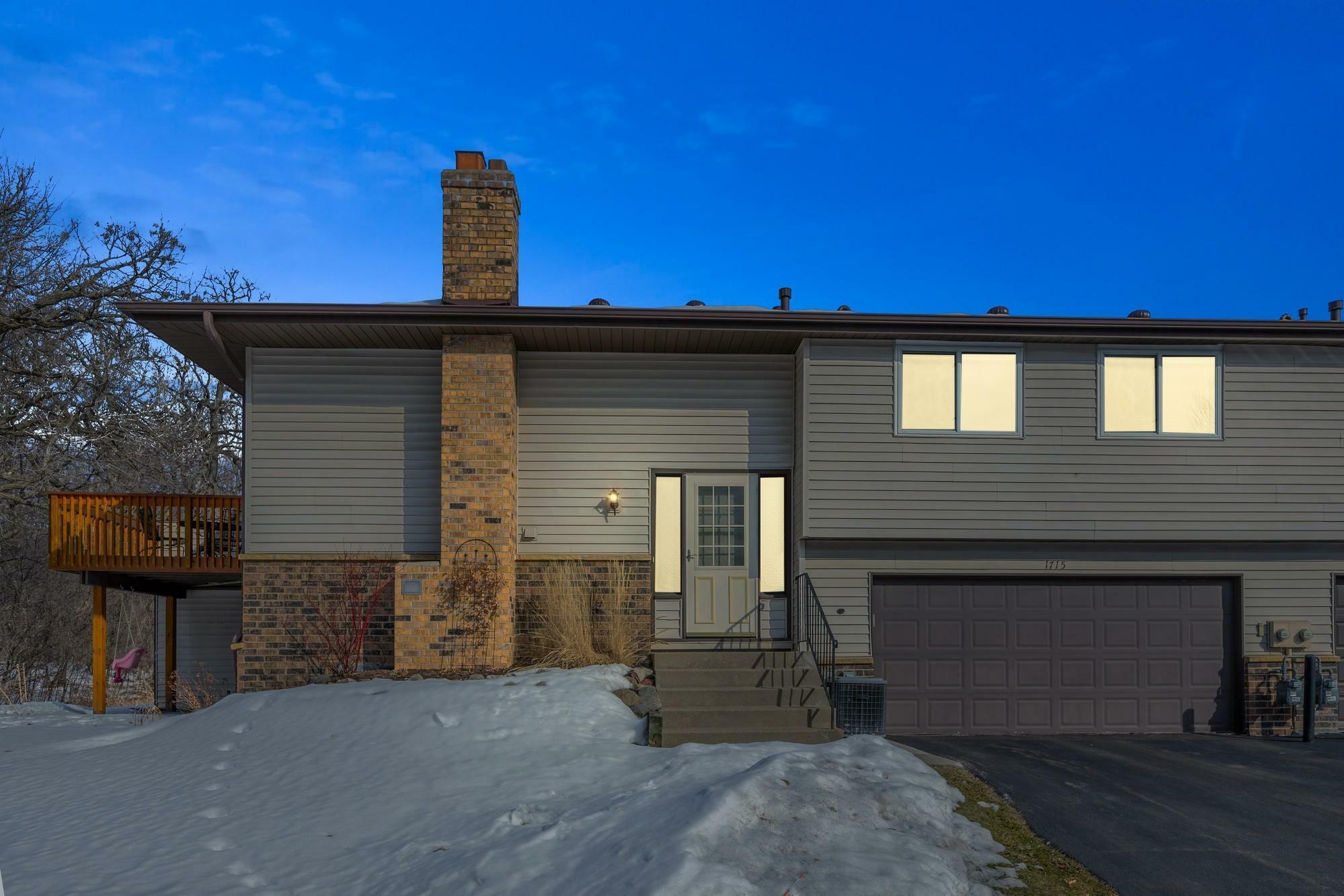 Property Photo:  1715 Hickory Hill Drive  MN 55122 