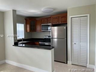 Property Photo:  9375 SW 40th Ter 101  FL 33165 