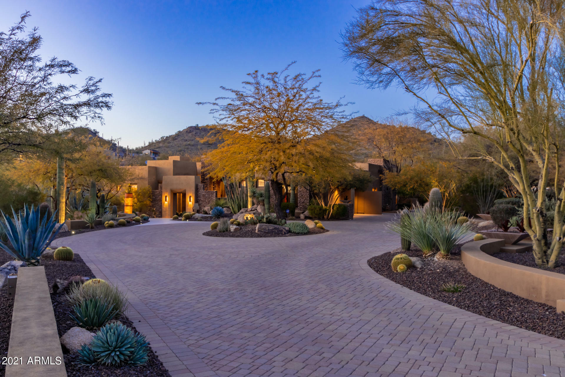 Property Photo:  5720 E Canyon Ridge North Drive  AZ 85331 