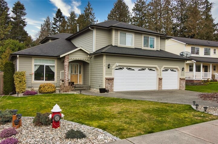 Property Photo:  28418 Nordic Way  WA 98292 