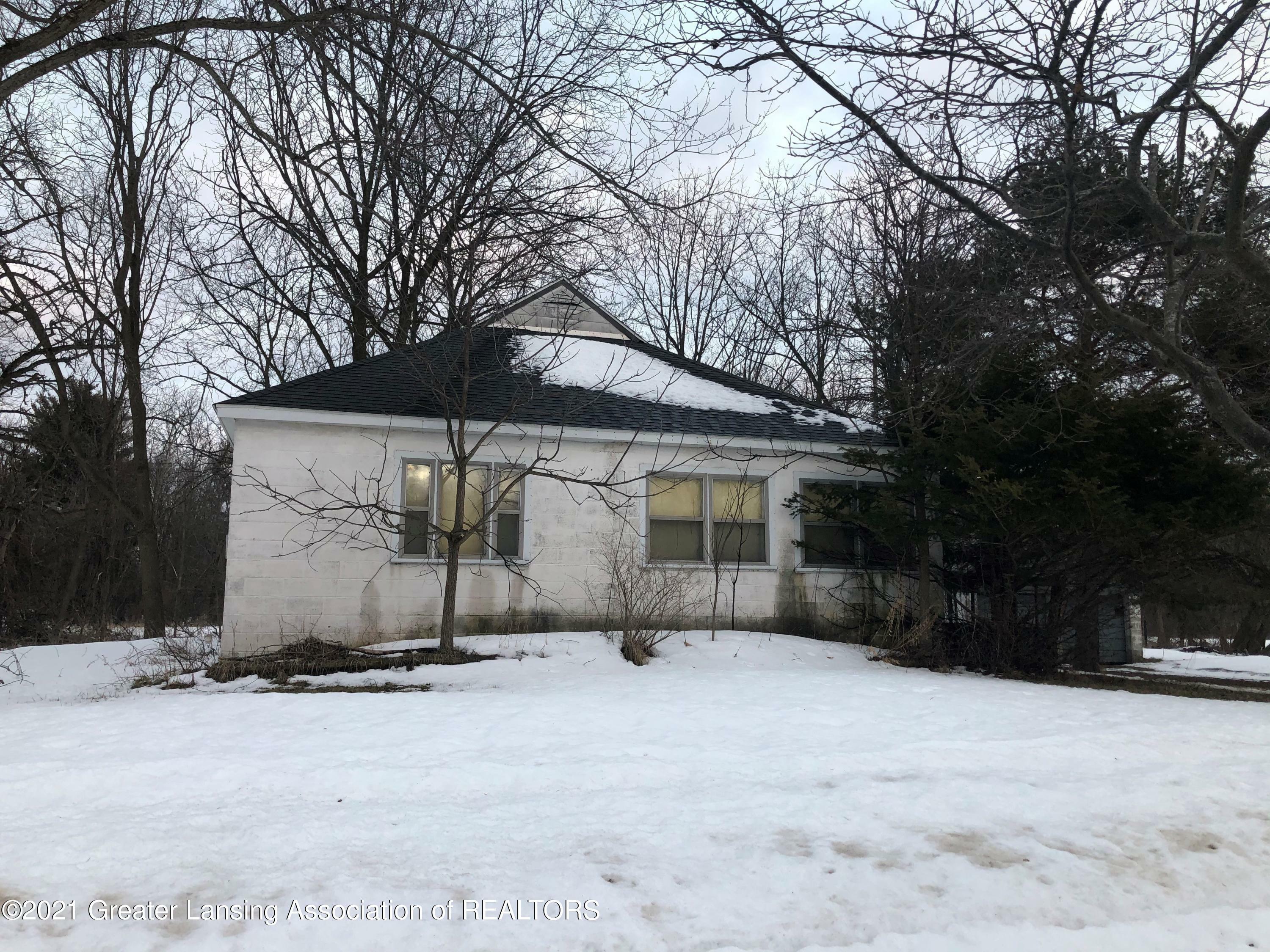 Property Photo:  5217 Wise Road  MI 48911 