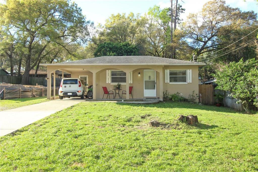 Property Photo:  25200 Quaker Ridge Avenue  FL 32776 