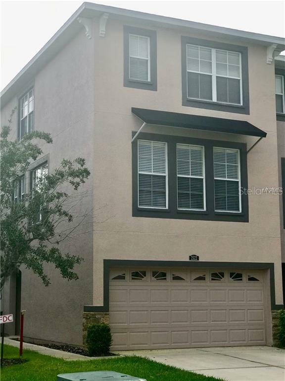 Property Photo:  2522 Middleton Grove Drive 2522  FL 33511 