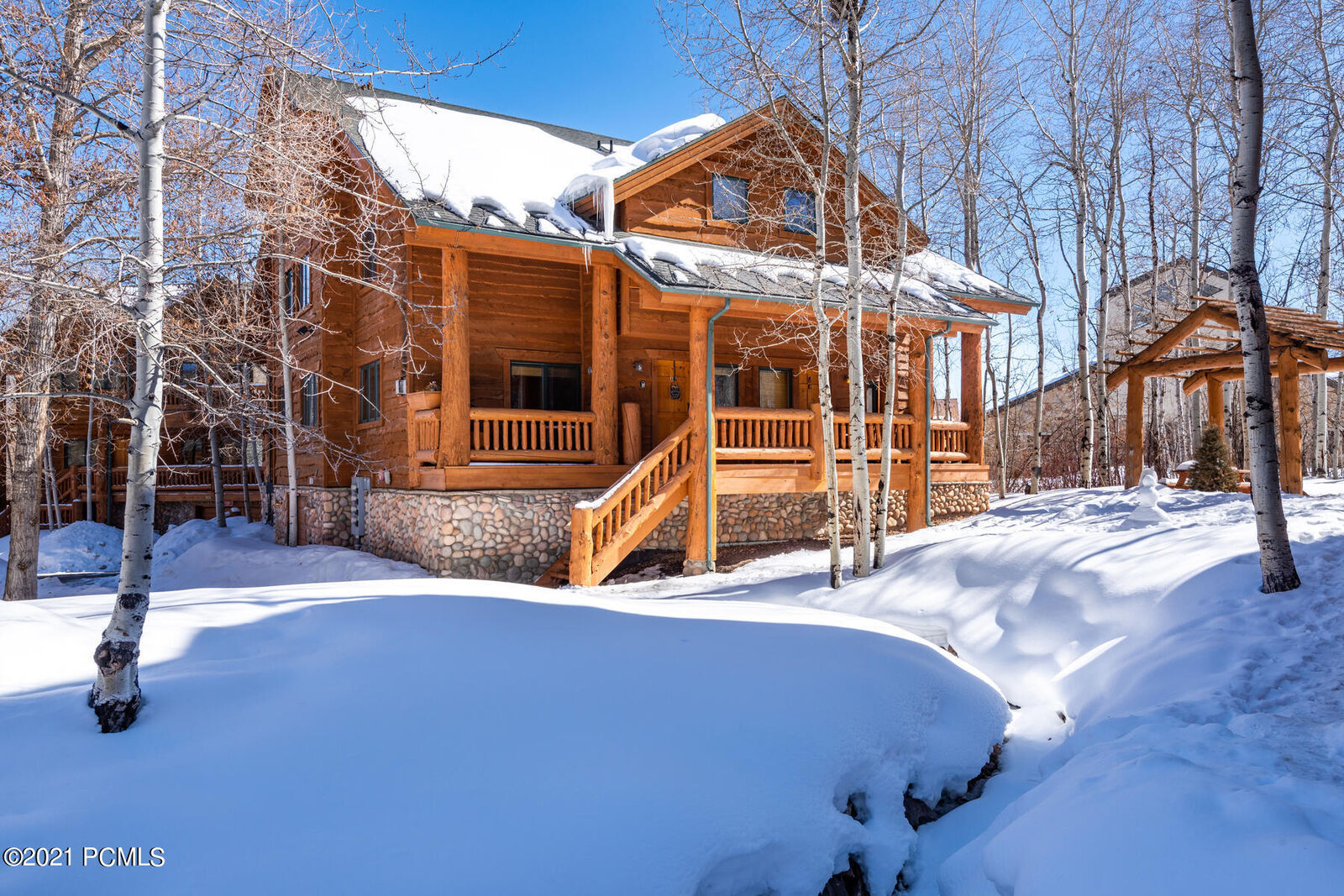 Property Photo:  3933 N Timber Wolf Lane 6A  UT 84098 