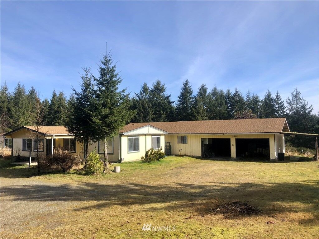 Property Photo: 4667 Julian Road SW WA 98367