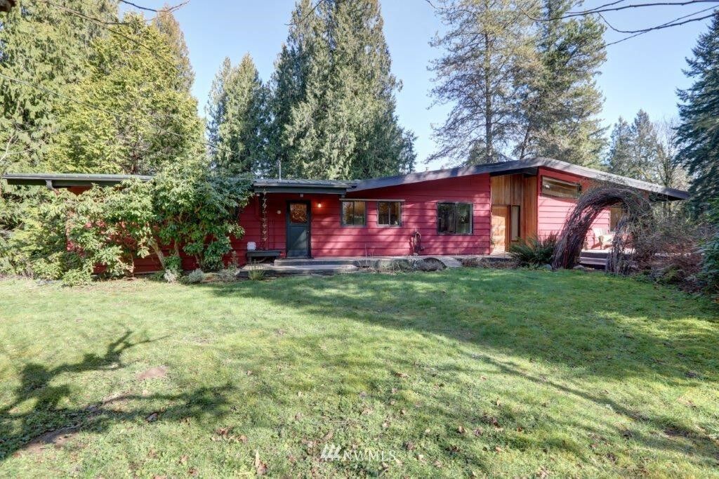 Property Photo:  4250  324 Avenue SE  WA 98024 