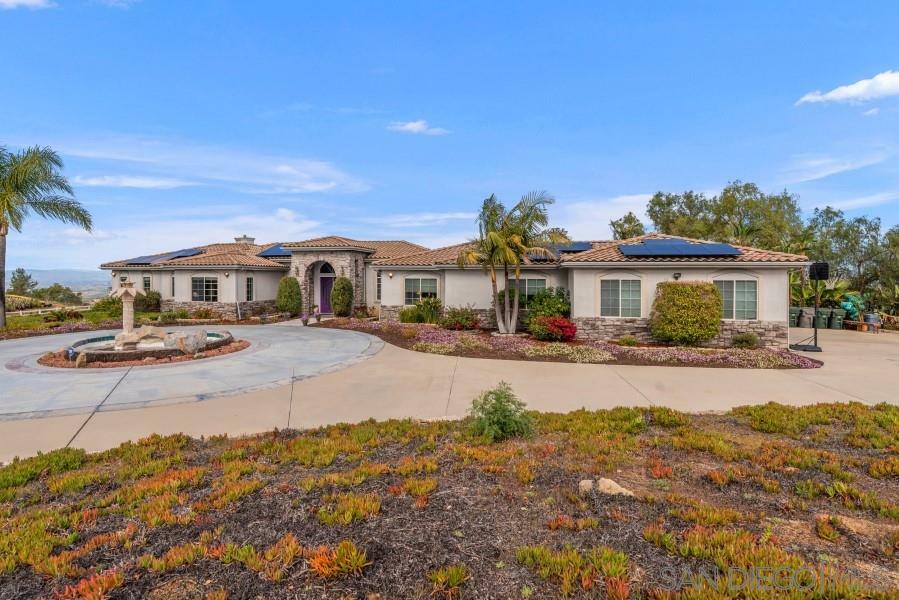 Property Photo:  9780 Kiwi Meadow Lane  CA 92026 