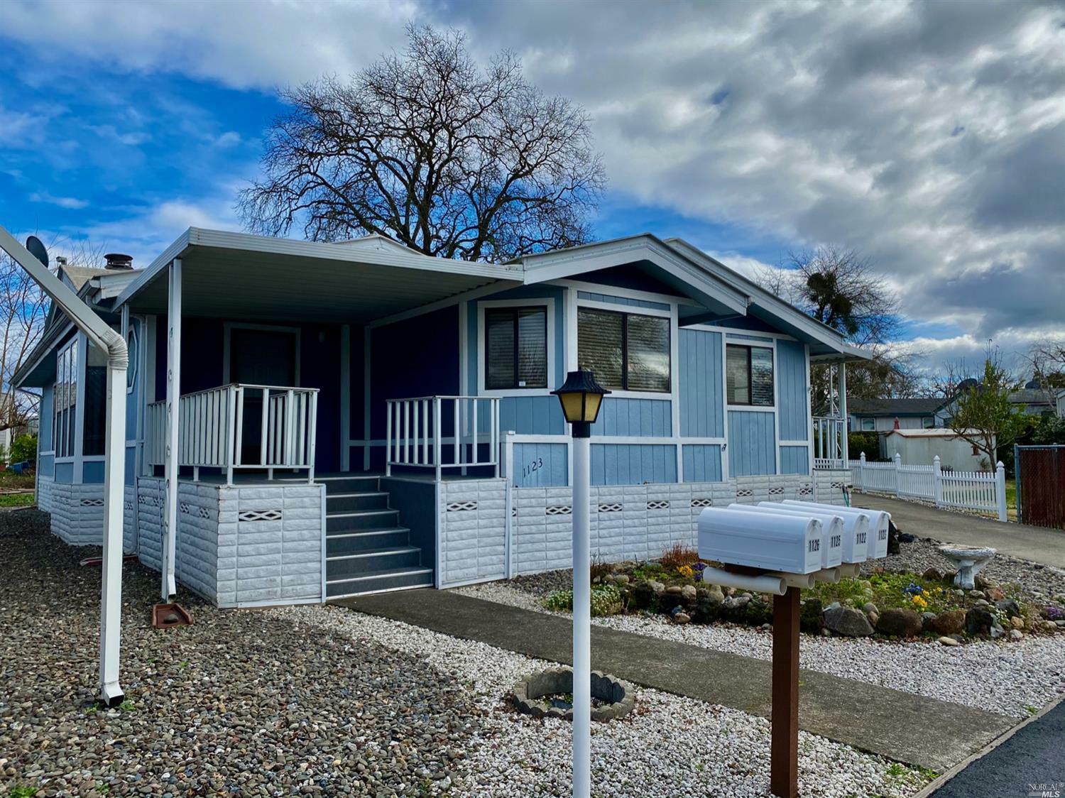 Property Photo: 1123 Chinaberry Way CA 95492