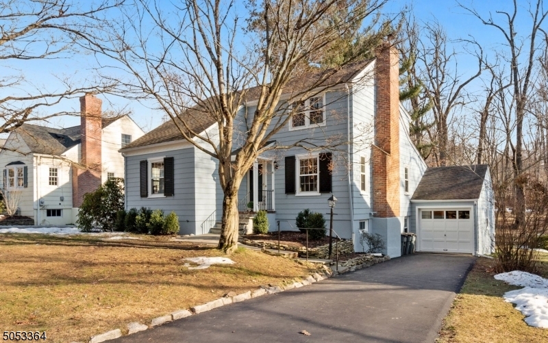 Property Photo:  81 W End Ave  NJ 07901 