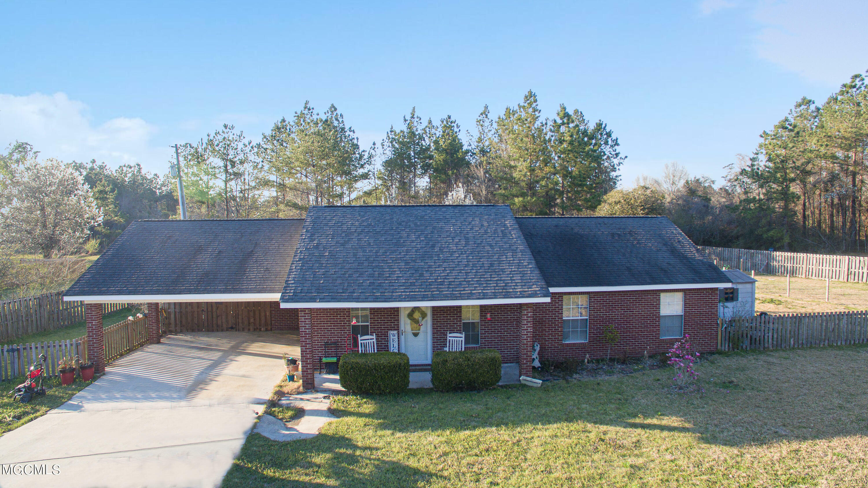 Property Photo:  661 Big Four Road  MS 39577 