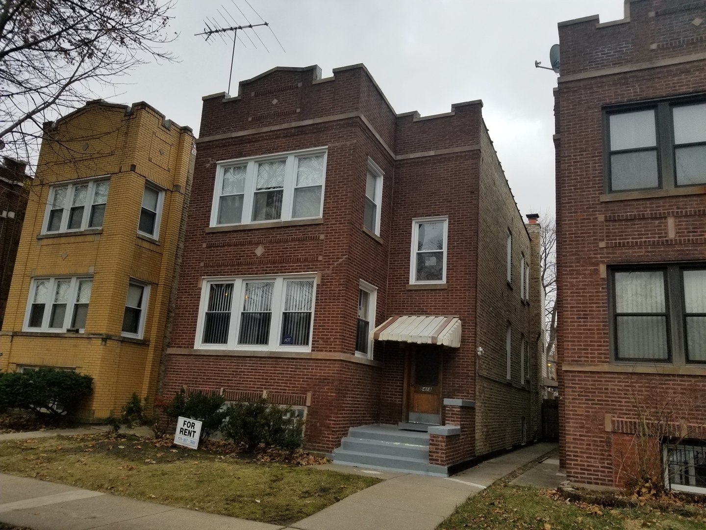 Property Photo:  5418 N Christiana Avenue 1  IL 60625 