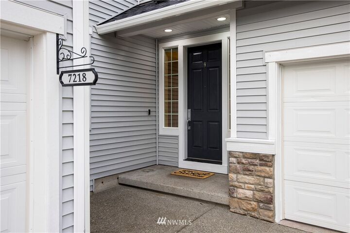 Property Photo: 7218 Perry Avenue SE WA 98092