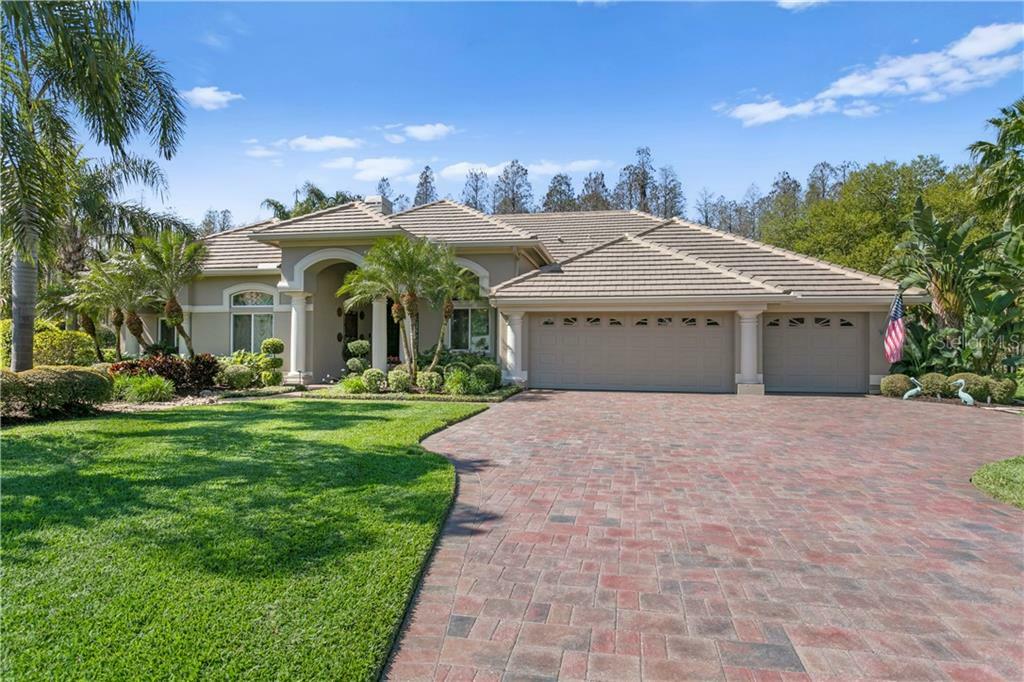 Property Photo:  18806 Wimbledon Circle  FL 33558 