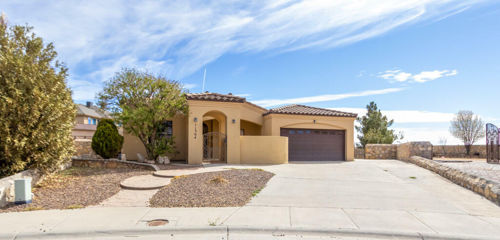 Property Photo: 11304 Manuel Gameros Drive TX 79934