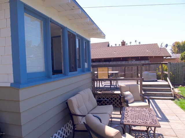 Property Photo:  109 S F Street  CA 93030 