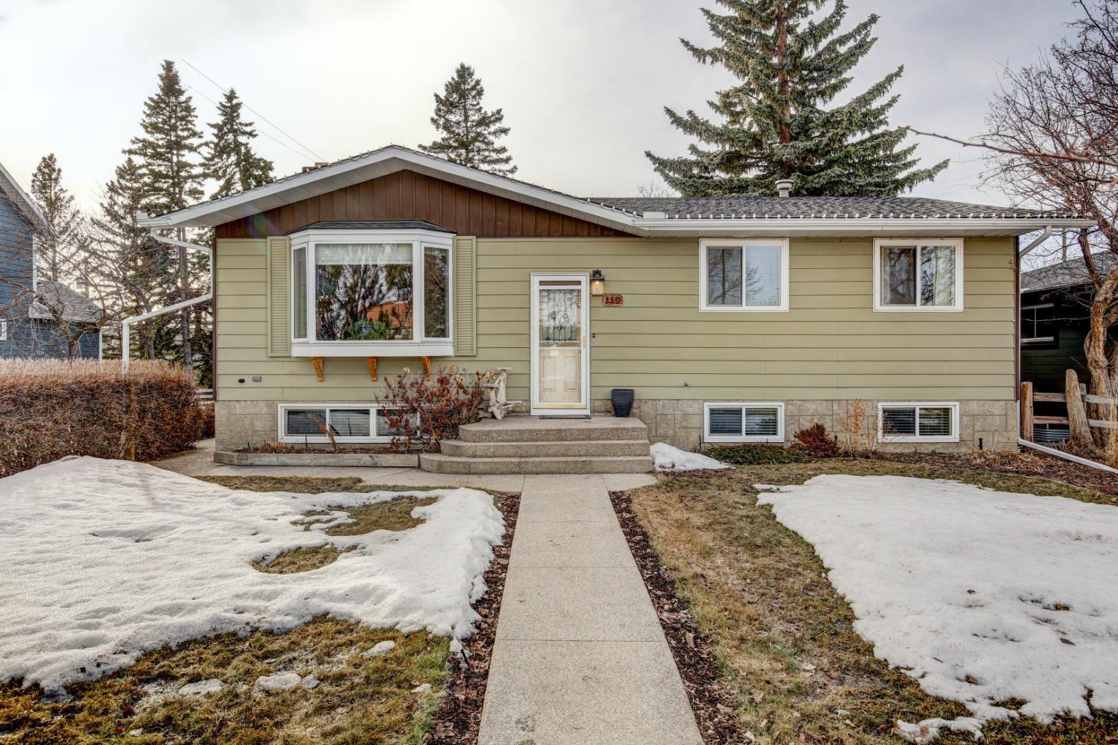 Property Photo: 119 Smith Street NE AB T4B 2B7
