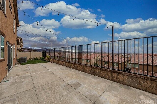 Property Photo: 27470 Lemongrass Court CA 91350