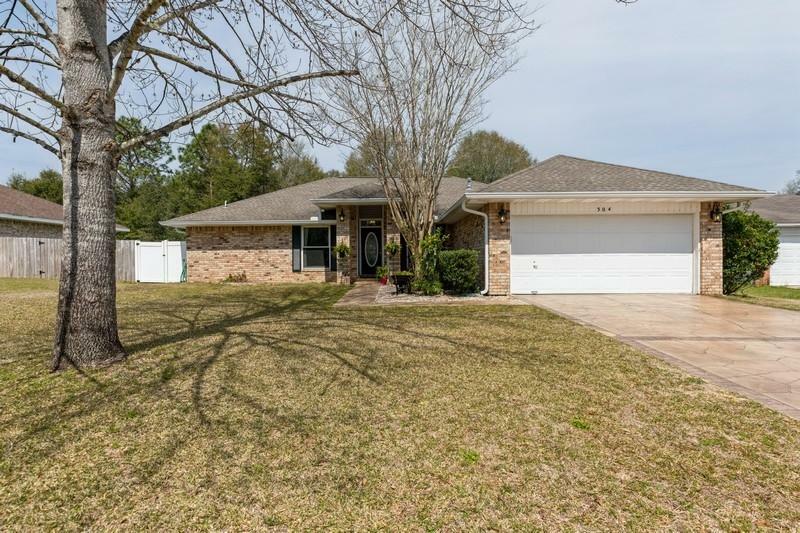 Property Photo:  304 Seattle Slew Court  FL 32539 